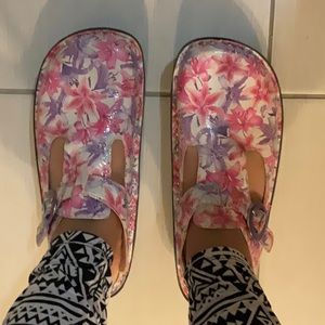 Alegria Classic Casual Friday Clog Size 40